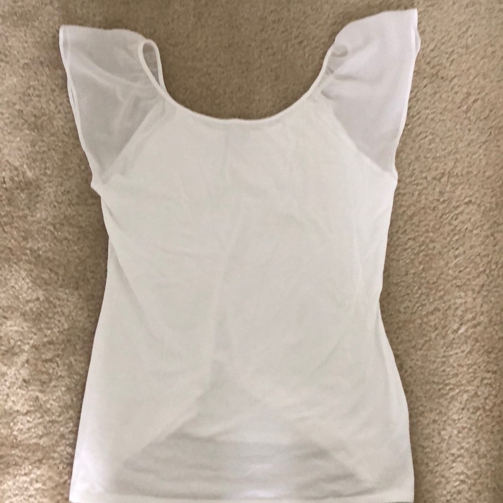 Express white top with cap sleeves. Size L